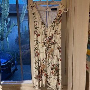 Floral V-Neck Maxi Dress